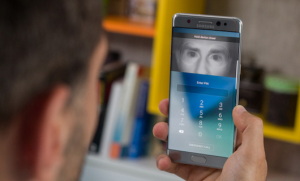 Galaxy Note7の虹彩認証機能