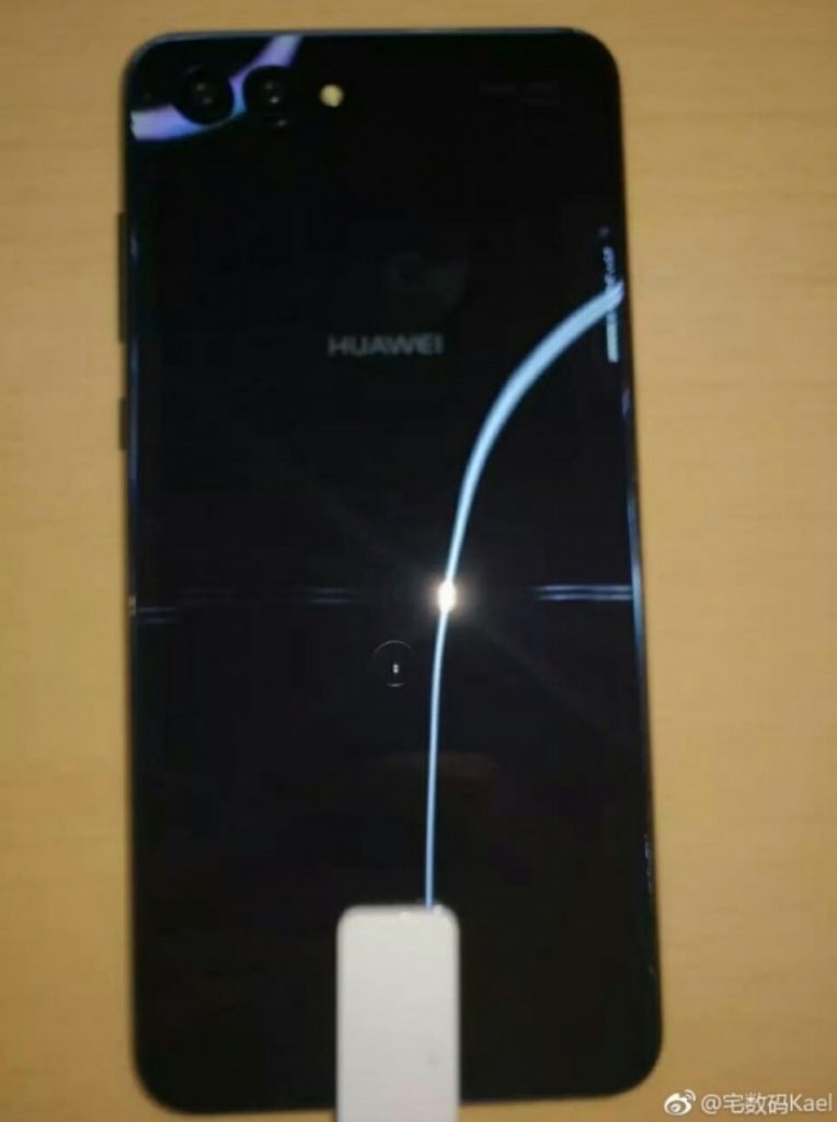 Huawei Nova 2sの実機画像と一部スペックがリーク！ベゼルレスでメモリ6GB搭載！